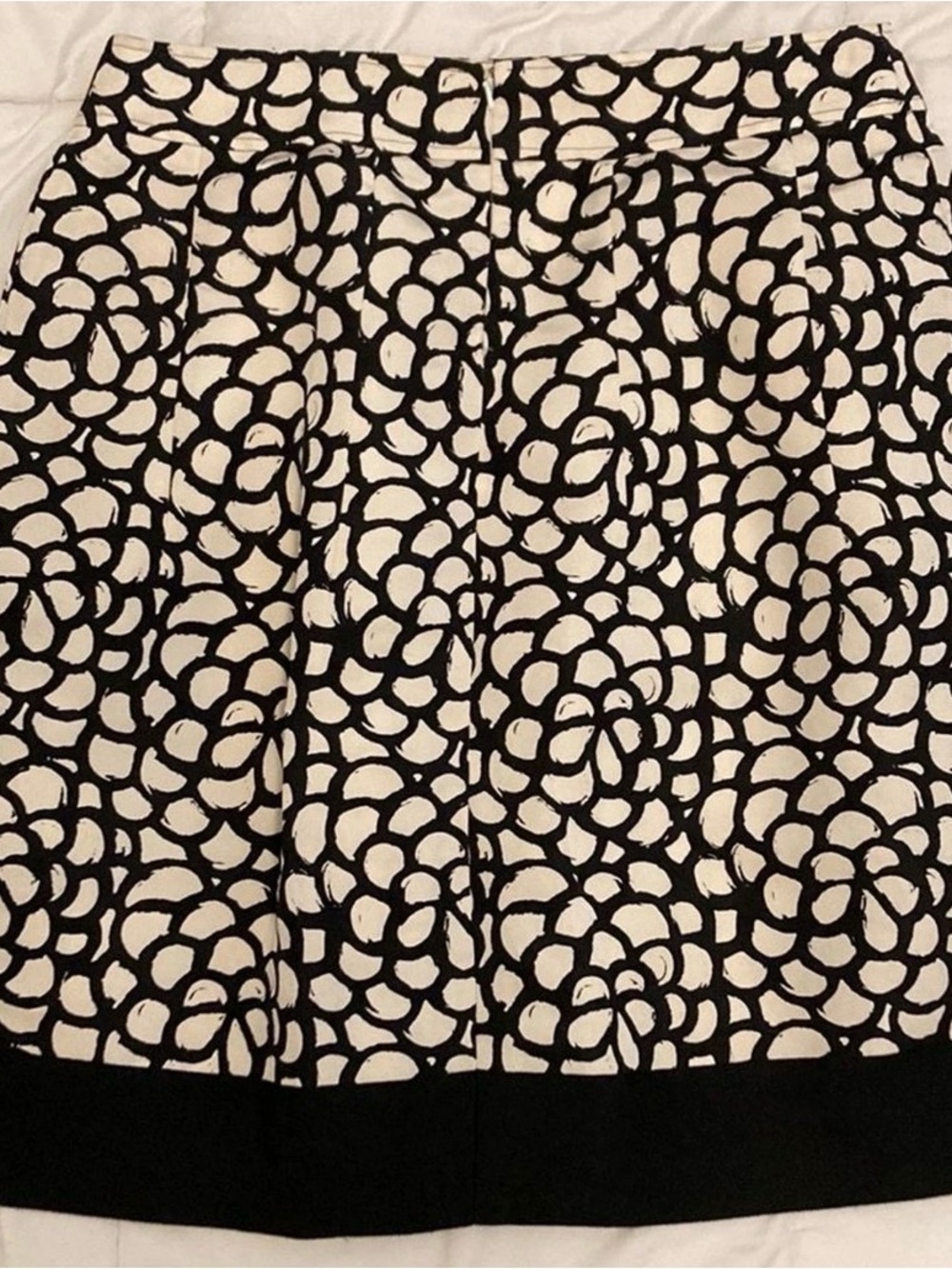 Oscar de la Renta Silk A-Line Pleated Black & White Printed Skirt, Size 12